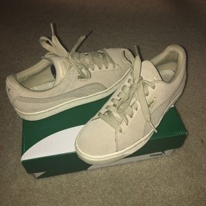 Puma suedes